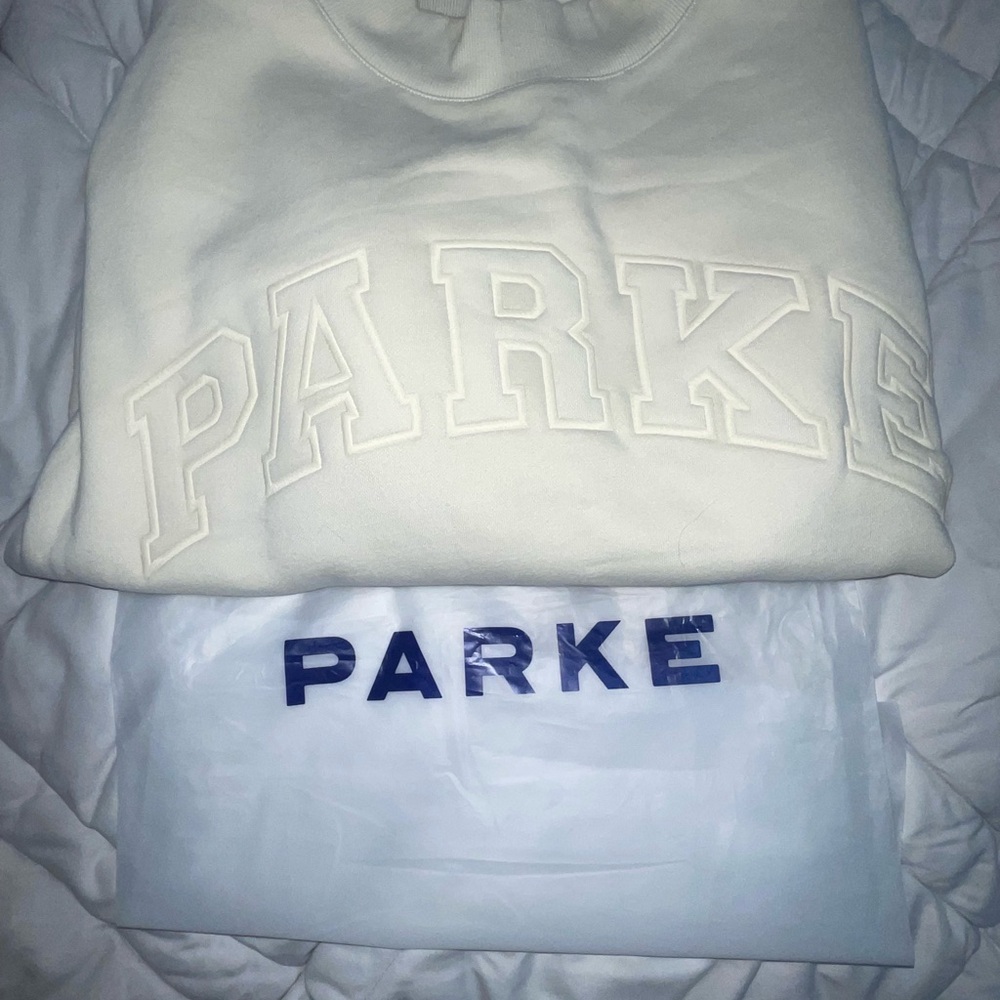 PARKE Women's Cream Sweatshirt